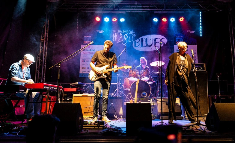 Eve Gallagher Band