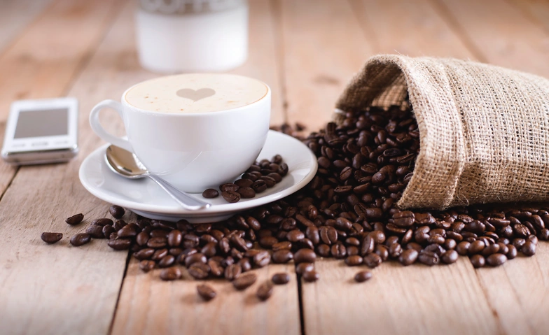 Café Mitenand Ferienspezial mit Kleidertauschbörse