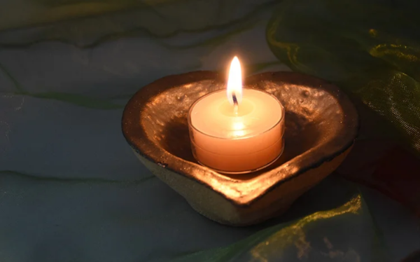 Worship Service Light of Bethlehem