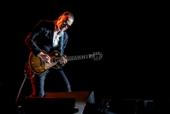 Joe Bonamassa - Live in Concert