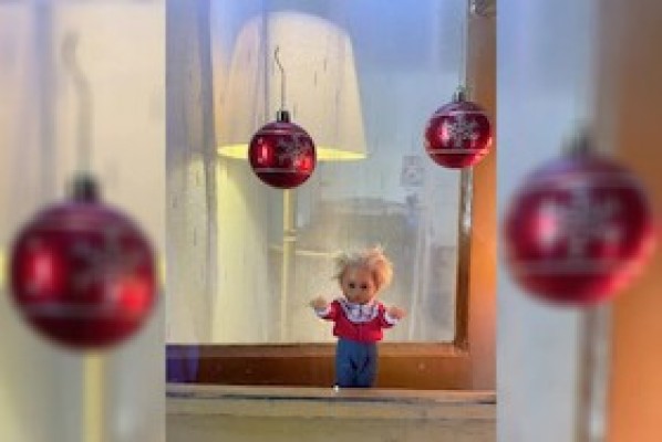 JUSTIN ALLEIN EN CASA // Teatro de marionetas para niños a partir de 4 años