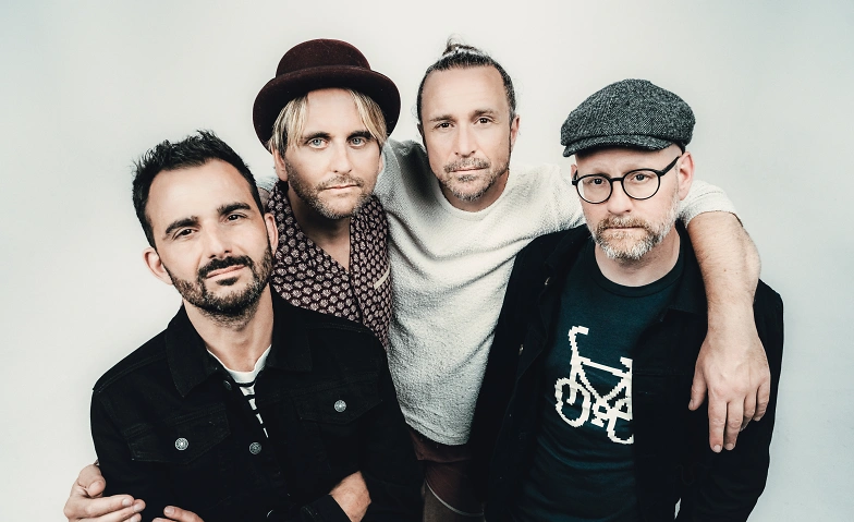 Dada Ante Portas // Supporting Act: Nuela