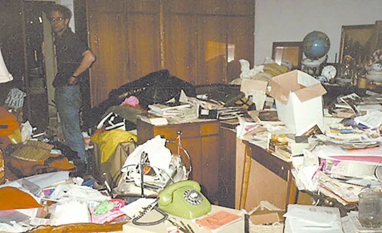 Siete contenedores y un cadáver – ¿ODEONkinoreif?