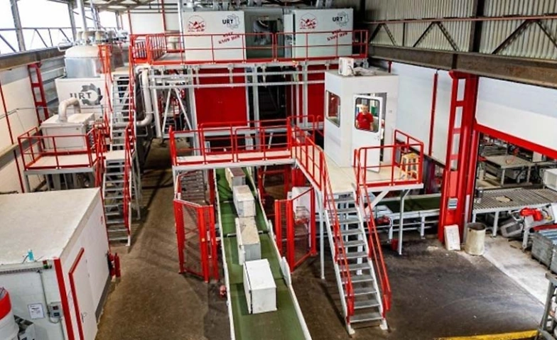 Visita a la planta de reciclaje de refrigerantes