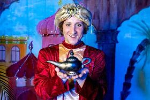 Aladdin y la lámpara maravillosa - Teatro de cuentos para mayores de 4 años