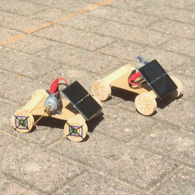 Atelier de bricolage «Nous construisons une voiture solaire de jeu»