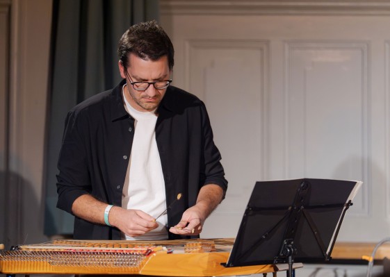 Bühnensonntag mit Nayan Stalder