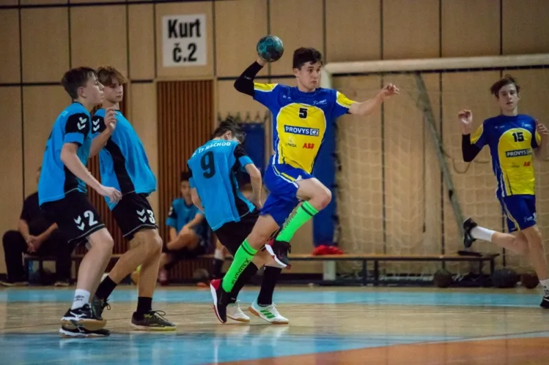 Handballspiel: TJ El. Praga Jugendteam gegen Bělá p/B