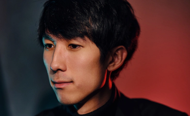 Debut del Ganador de Eric Lu
