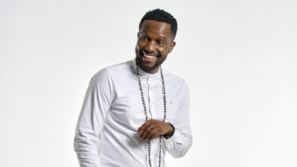 «Charles Nguela» at the 35th Arosa Humorfestival