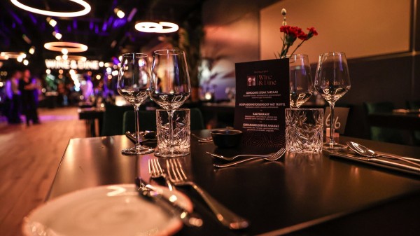 Bryson Tiller | Wine & Dine (TICKET NOT INCLUDED)