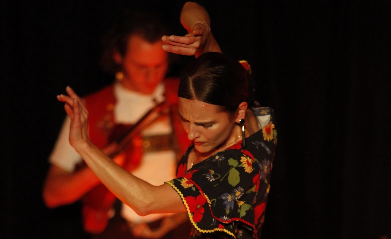 Bettina Castaño & Alderbuebe
