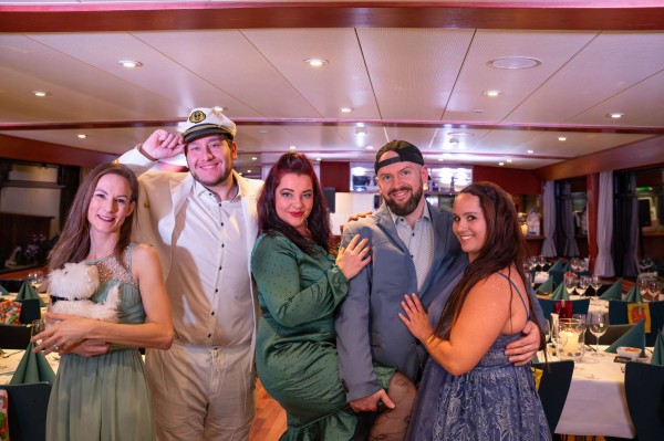 Crime Dinner on Board