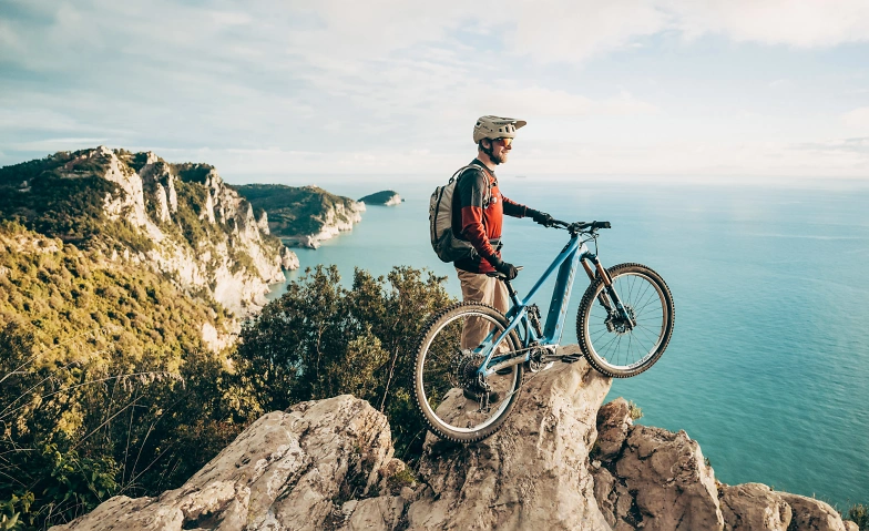 Ligurien - Aventura en Mountainbike - Espectáculo en Vivo Explora