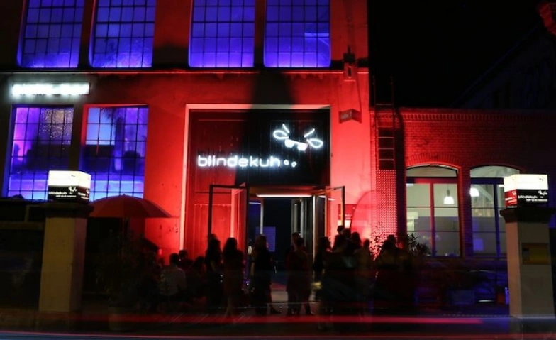 Sinnesparcours im Dunkeln · blindekuh Basel