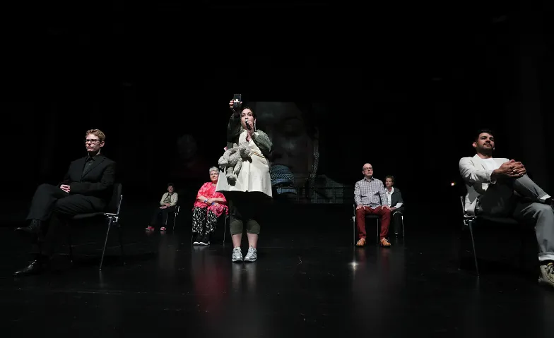 Bühne Aarau Ensemble «Monopoly»