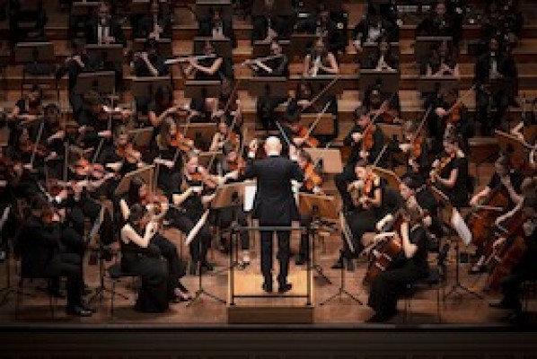 Concierto Sinfónico - The Young ClassX / Felix Mendelssohn Jugendorchester