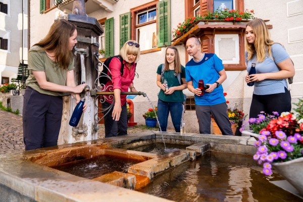 Mineral spring tour