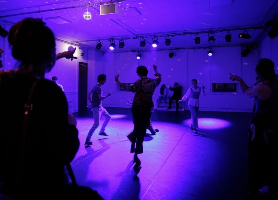 Dancing at Danso! Warm-up and relaxed dancing