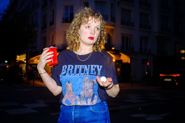 POUR BRITNEY