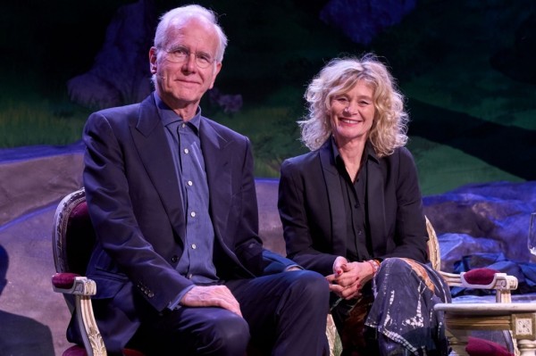 Hanna & Harald – La conversation informelle autour de la table