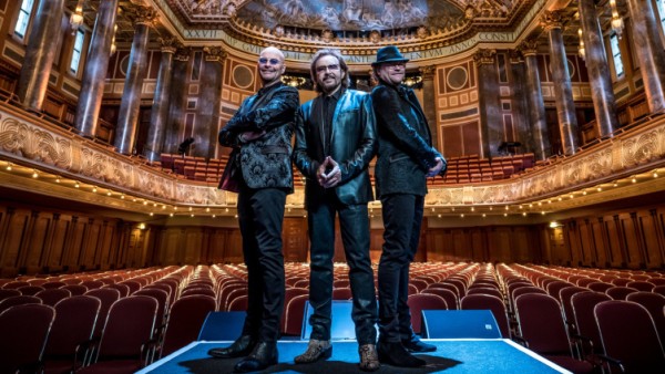 Nights on Broadway - A Tribute To The Bee Gees
