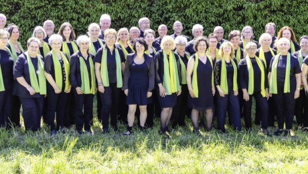 Concert Singing People