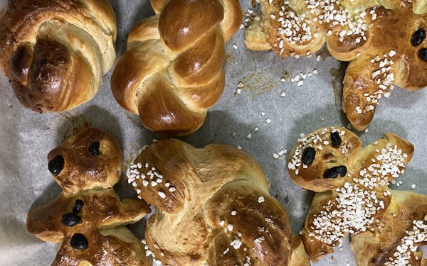 Baking a Grittibänz
