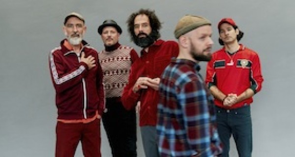 CHANSON TROTTOIR - (F/D) – French Indie Punk Rock Chansons