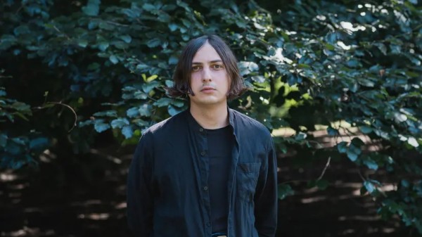 Elias Hirschl reads from «Schleifen»