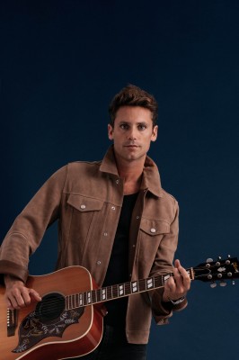 Bastian Baker [CH]