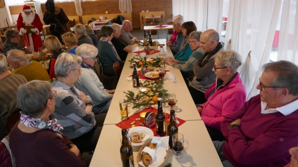 Chlauswanderung Thur along (SENIOR MACH MIT)