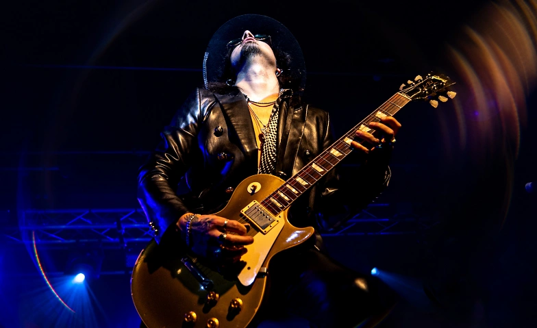 Miguel Montalban & The Southern Vultures