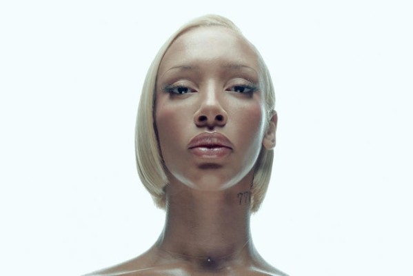 Naomi Sharon
