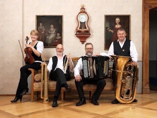 "Wild & Wine" mit Obwaldner Huismuisig