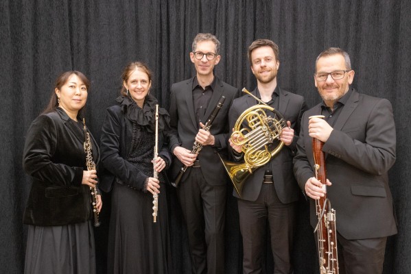 Esprit - a concert with poetry, charm, and humor