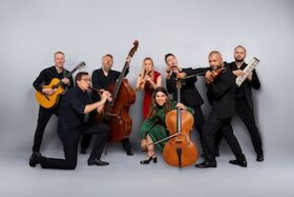 Wildes Holz & Spark – The Classical Band