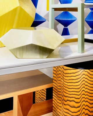 Hands-on tour in the exhibition "Swiss Design Collection"
