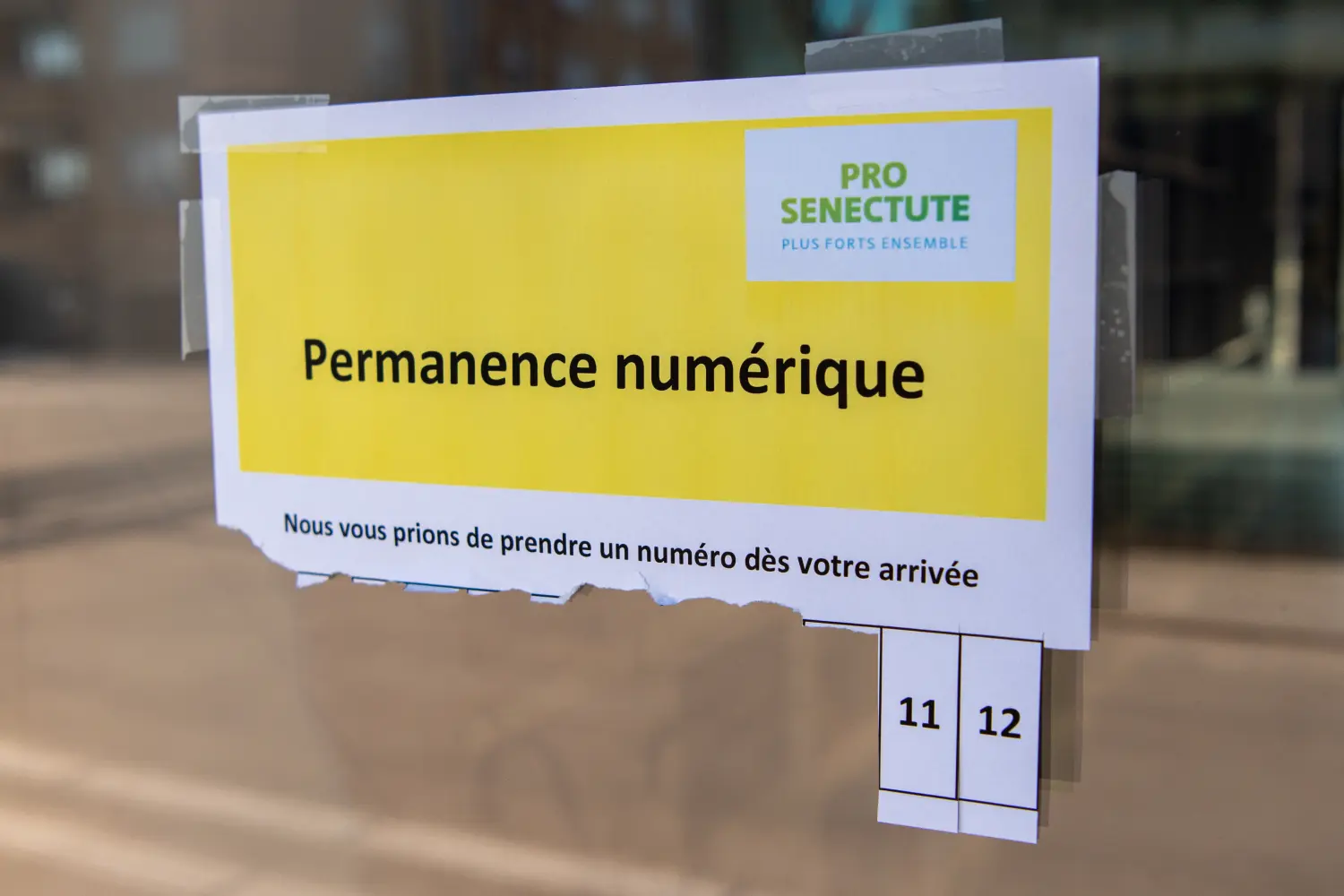 Digital Seniors Café Drop-in (Bibliothèque Bellevaux)