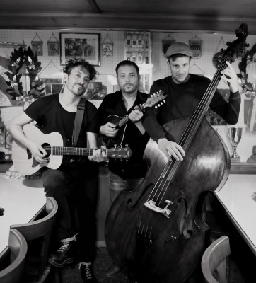 Einzig und dr'Andr   "Songs + Stories from the Province"