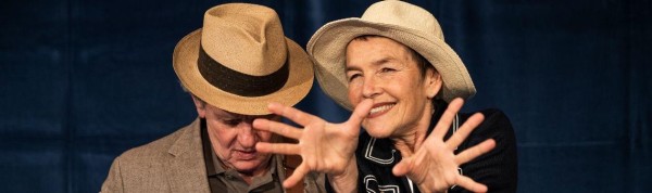 Cornelia Montani et Joe Fenner dans "Max & Margot verreisen"