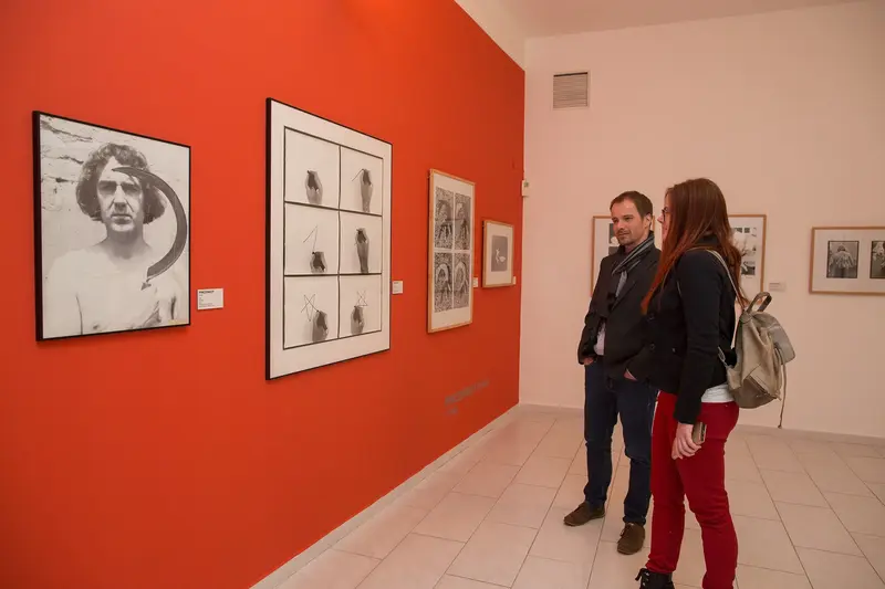 Contemporary Dependencies. Drei Generationen der ungarischen Kunstszene