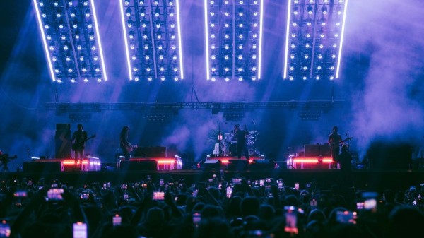 The Strokes | Venue Premium Pakete