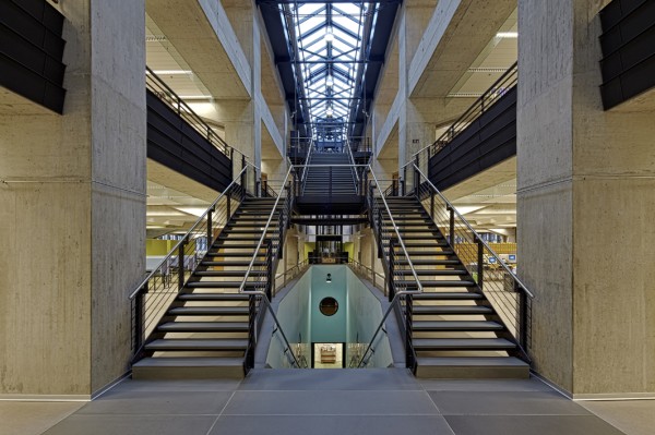 Tour: History and Architecture of the ZB