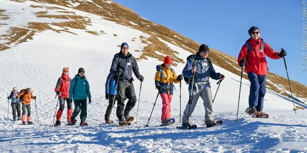 Spuren im Schnee: rücksichtsvoll Natur erleben