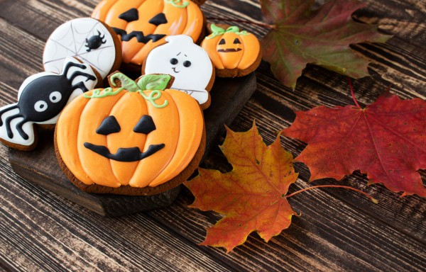 Halloween-Guetzli verzieren – kreativ & schaurig fein