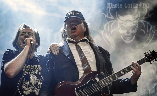 Whole Lotta DC live @ PflugFabrik