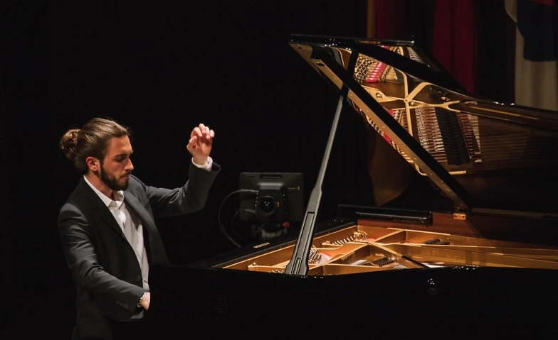 Abendmusik: Klavierrezital mit Teo Gheorghiu