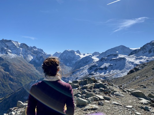 Hiking and Yoga, Val d'Hérens
