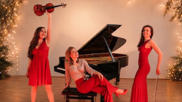MESDAMES MUSICALES - Von Weihnachtsgurke bis Lametta